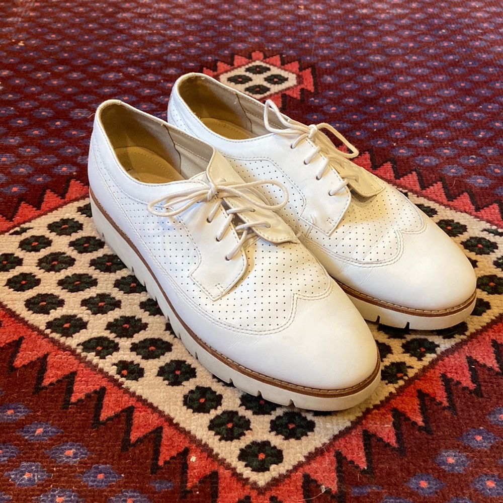 Geox White Leather Oxford shoes EU size 39